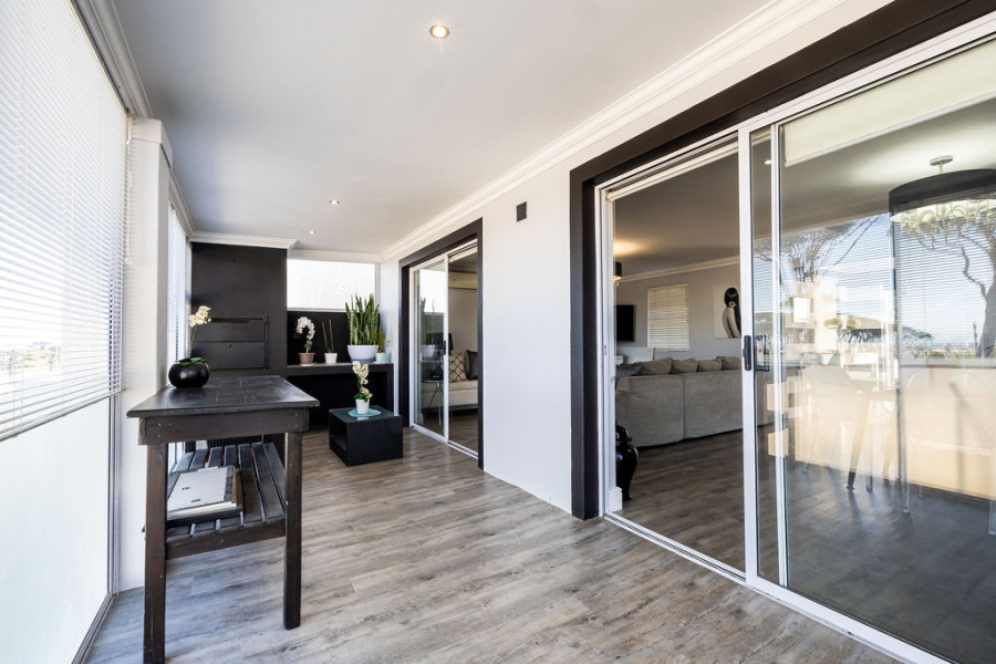 3 Bedroom Property for Sale in Dennegeur Western Cape